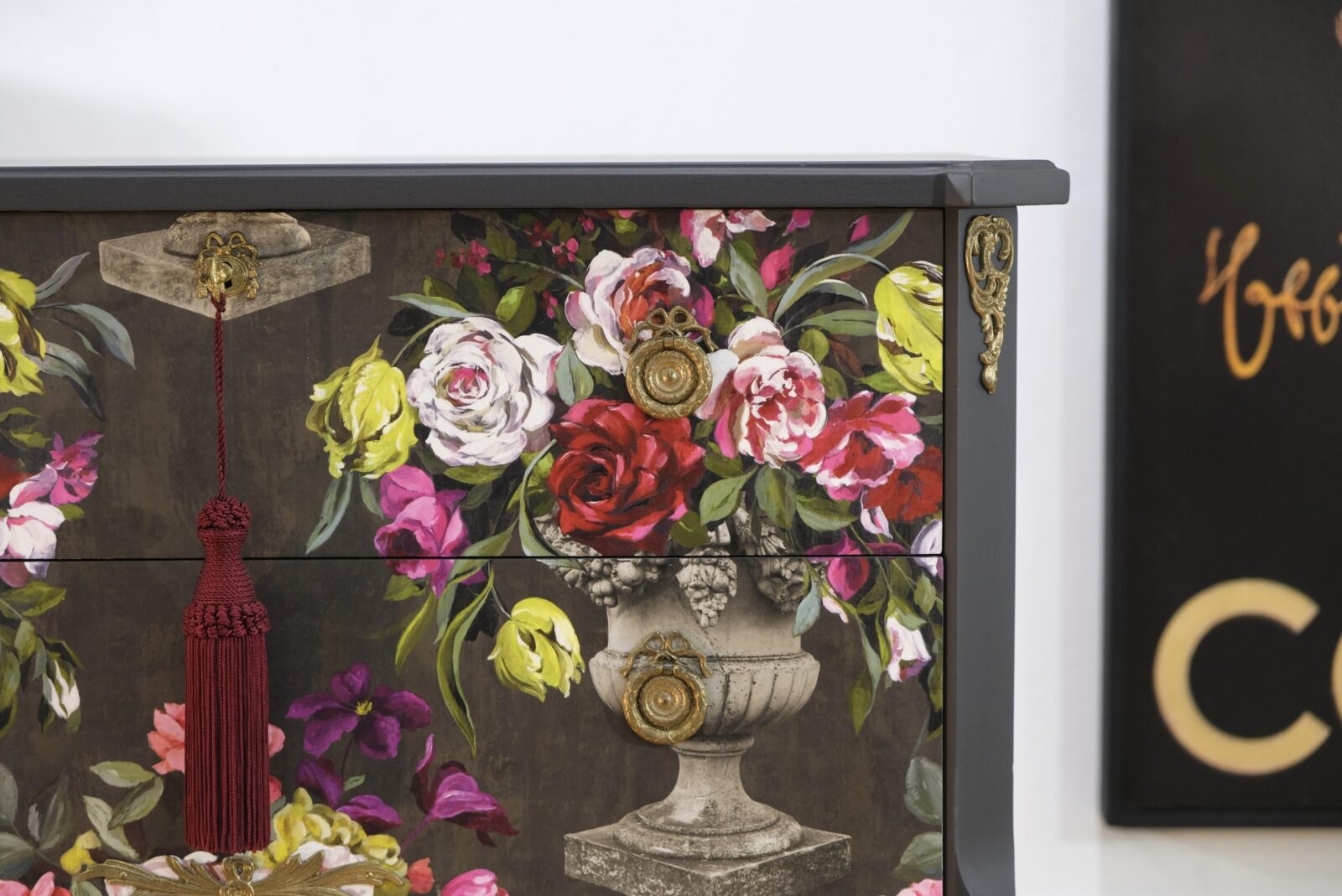 SÅLD - GUSTAVIAN ROSES - LIKADAN KAN BESTÄLLAS