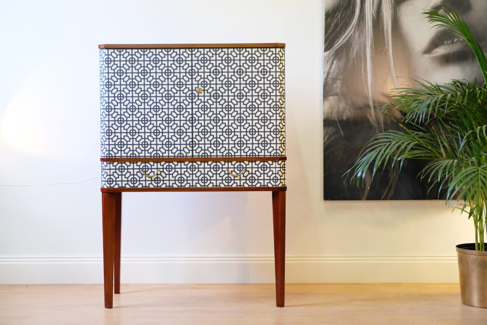 Barskåp Swedish Modern 1940-tal - LIknande kan beställas