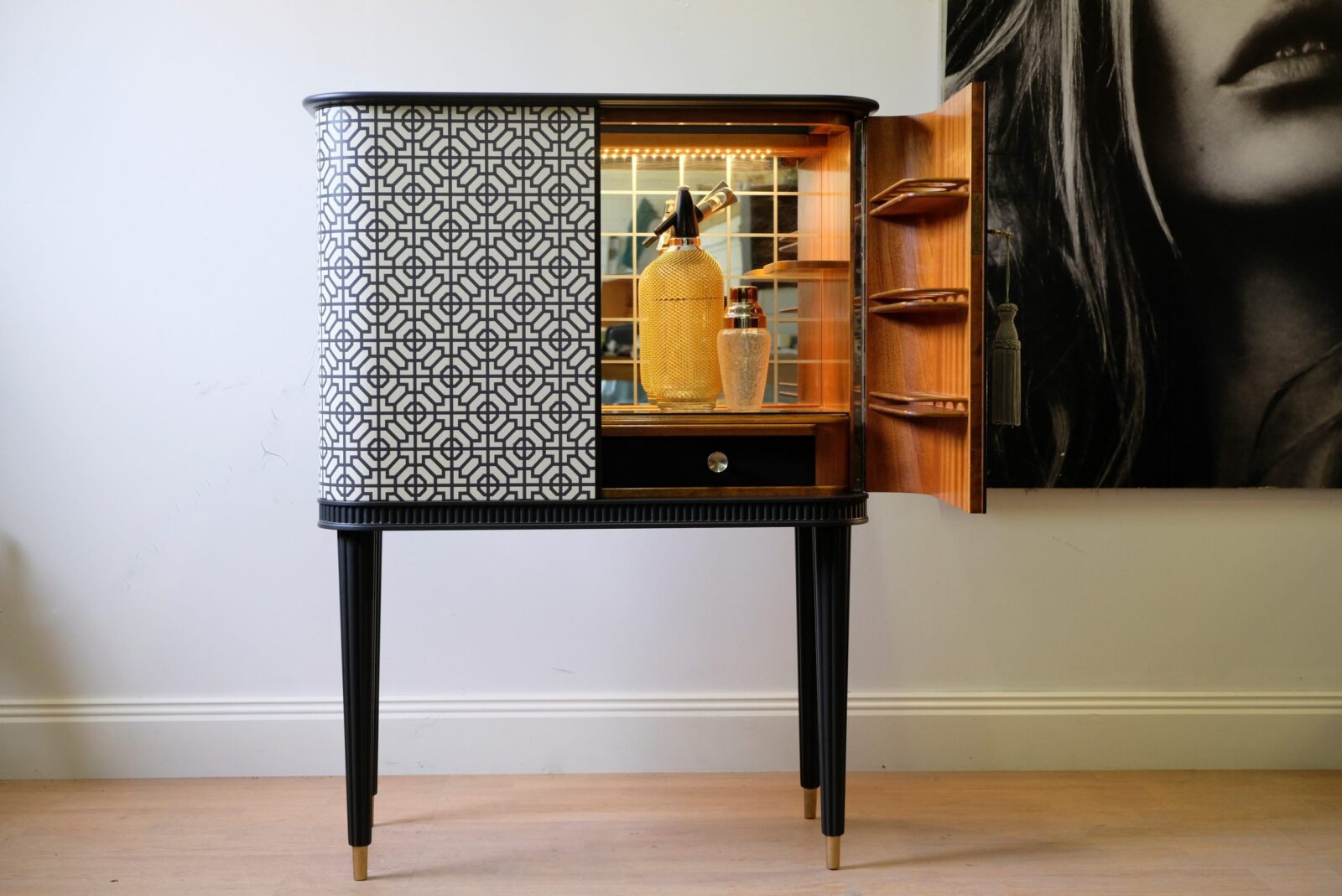 Barskåp Swedish Grace