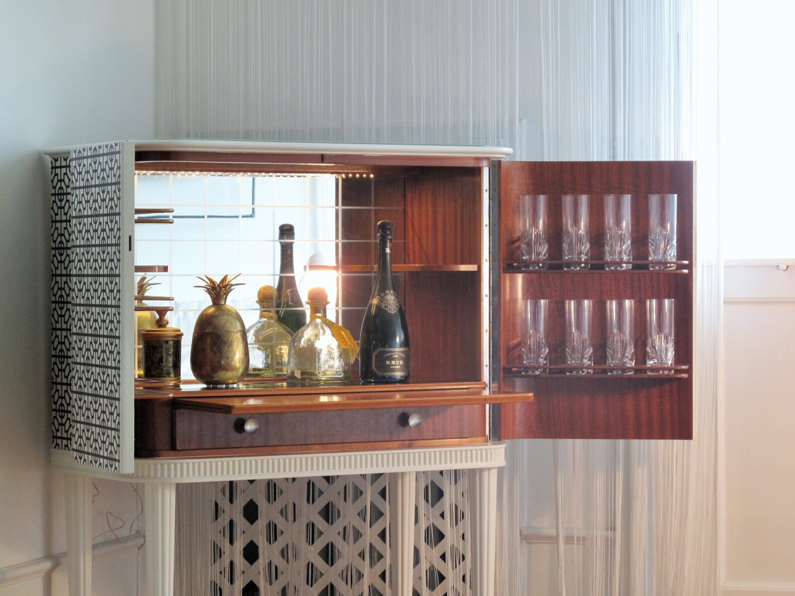 SÅLT - BARSKÅP - CA 1950 - MINT CONDITION