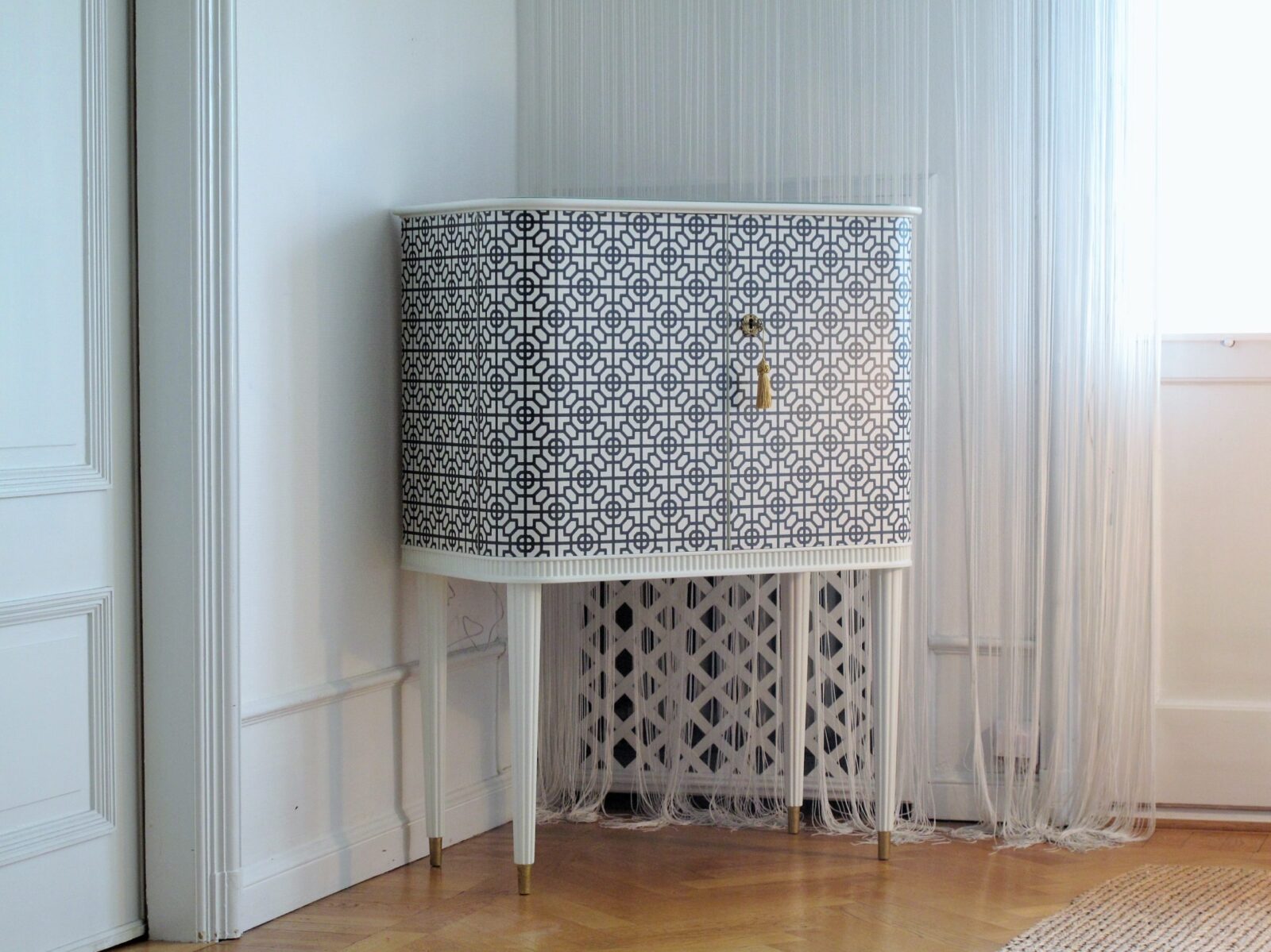 SÅLT - BARSKÅP - CA 1950 - MINT CONDITION