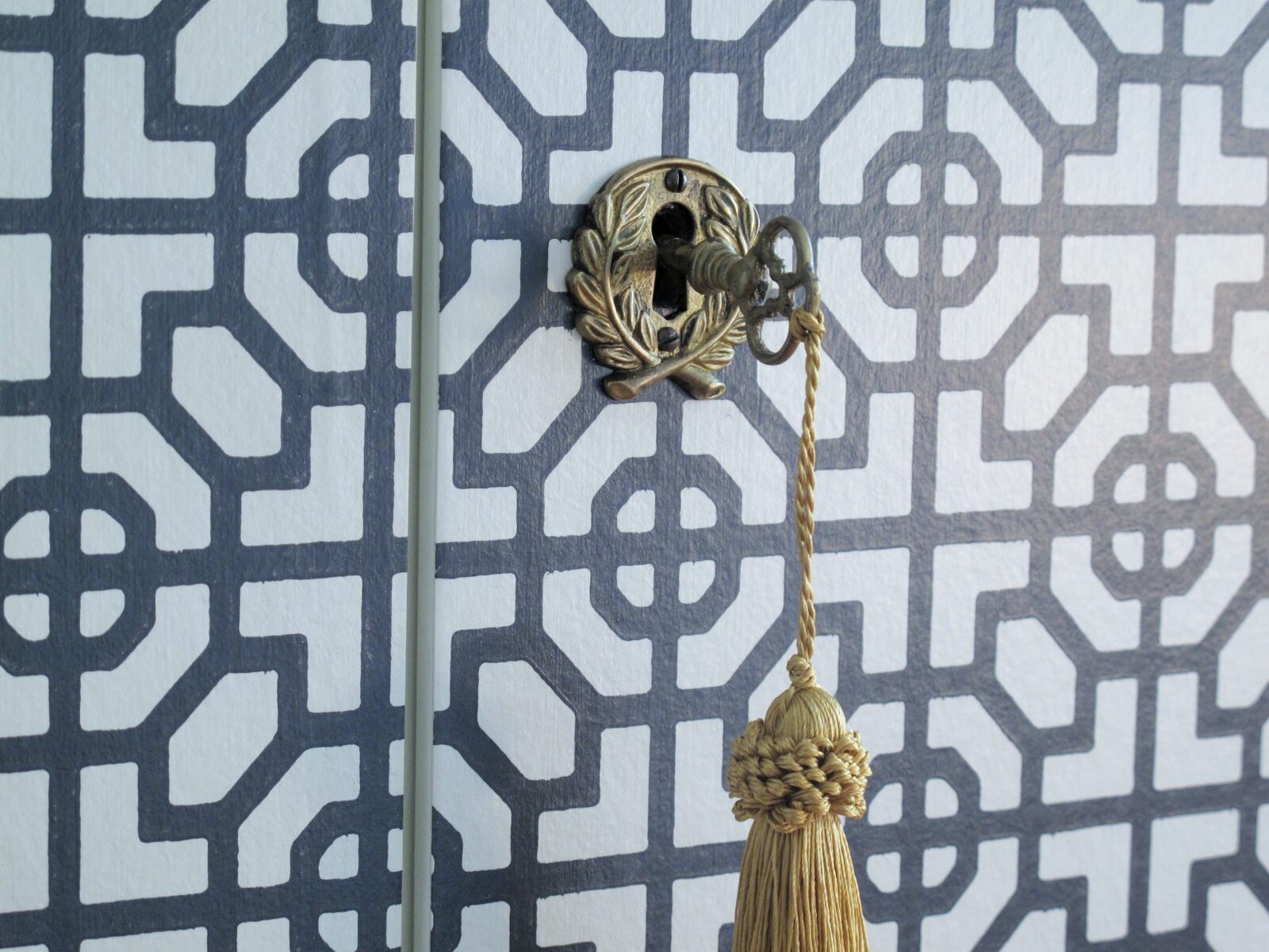 SÅLT - BARSKÅP - CA 1950 - MINT CONDITION