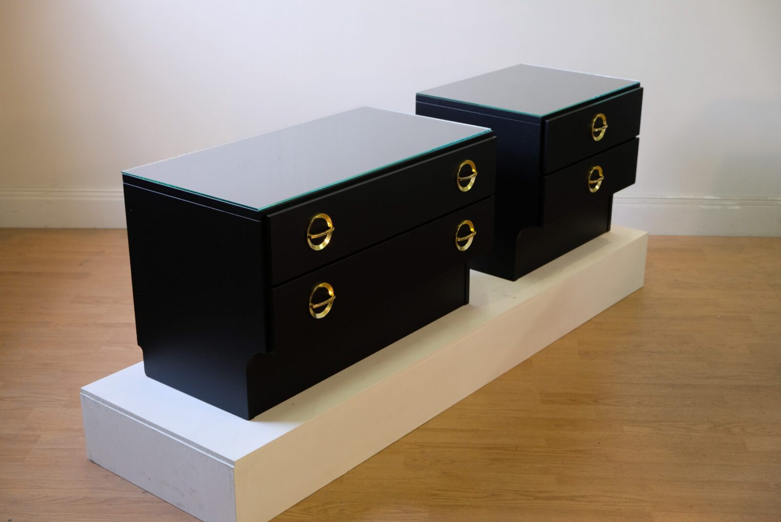 SÄNGBORD 1970-TAL - COOLNESS