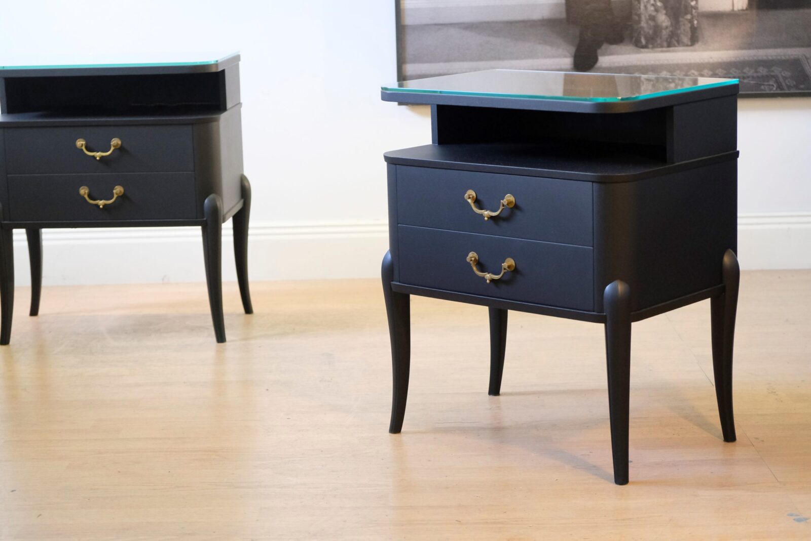 SÄNGBORD SWEDISH GRACE - LIKNANDE KAN BESTÄLLAS