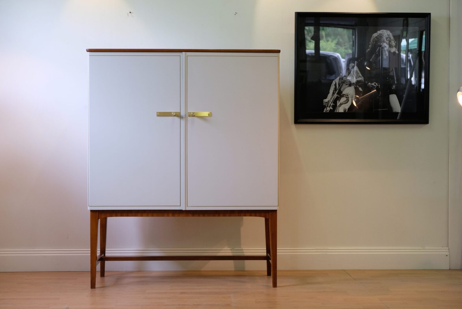 Skåp Swedish Grace - Mint Condition - Liknande kan beställas