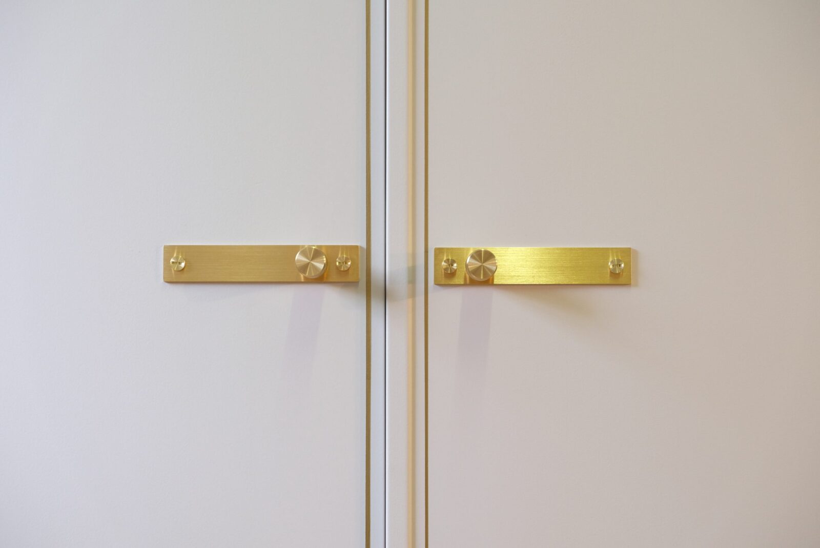 Skåp Swedish Grace - Mint Condition - Liknande kan beställas