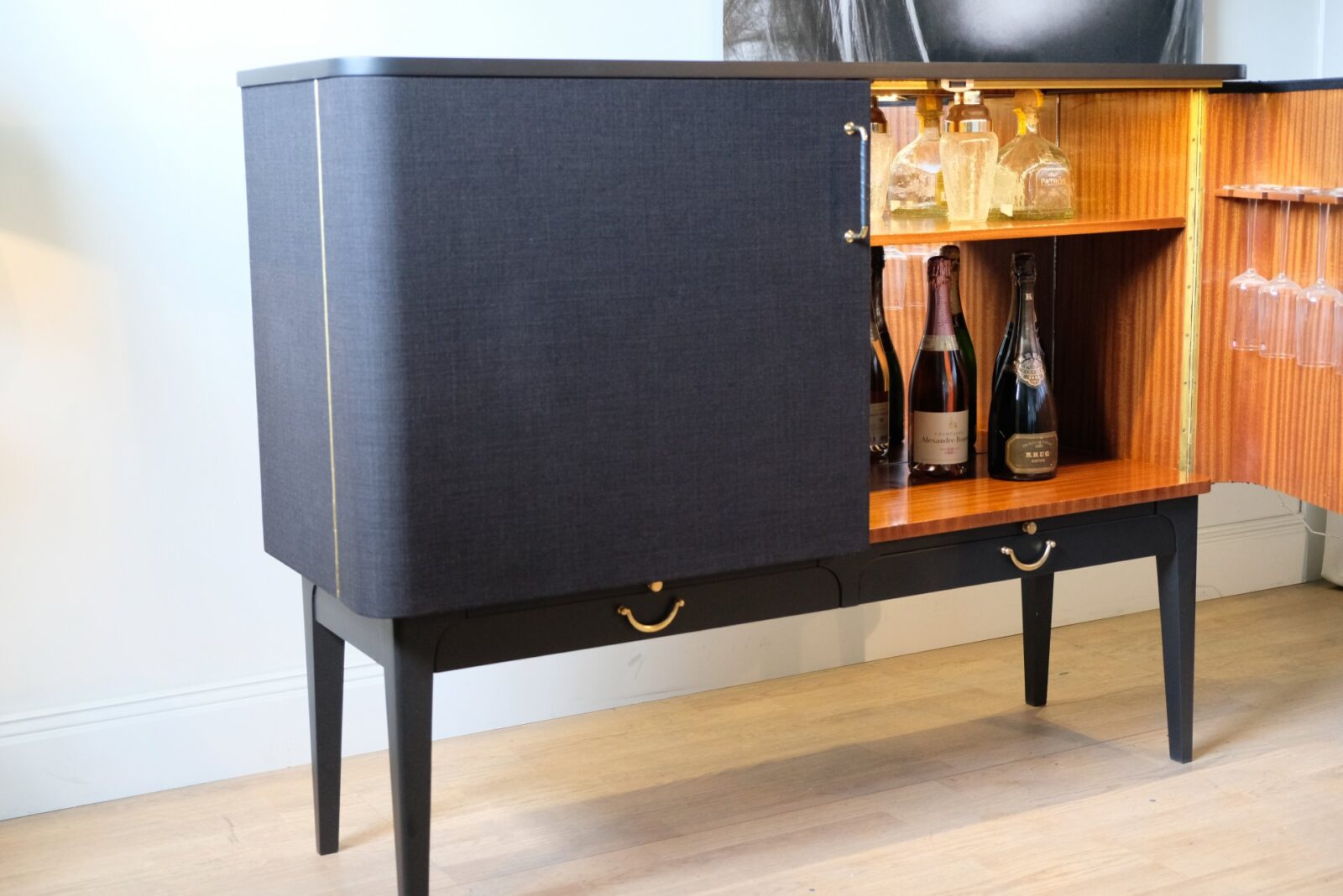 Barskåp Swedish Modern ca 1940 - Sålt - Liknande kan beställas