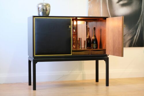 BARSKÅP - DANSKT 1960-TAL - LIKNANDE KAN BESTÄLLAS