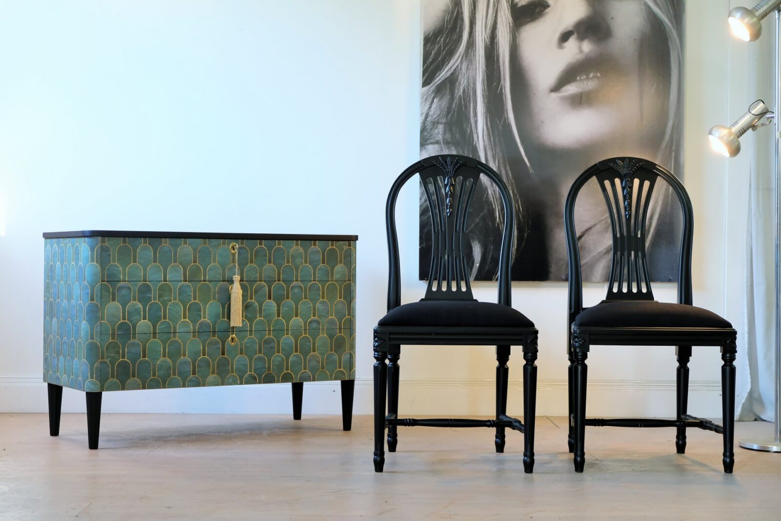 SÅLT - BYRÅ CA 1930 ART DECO STIL - LIKNANDE KAN BESTÄLLAS