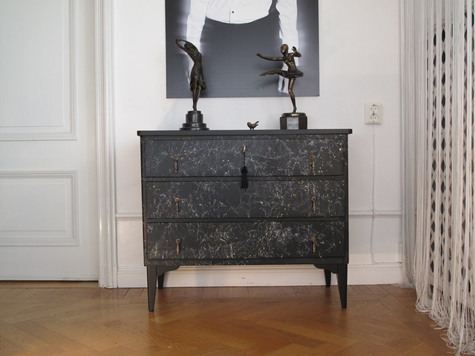 SÅLT - BYRÅ 1930-TAL - BLACK DECO - LIKNANDE KAN BESTÄLLAS