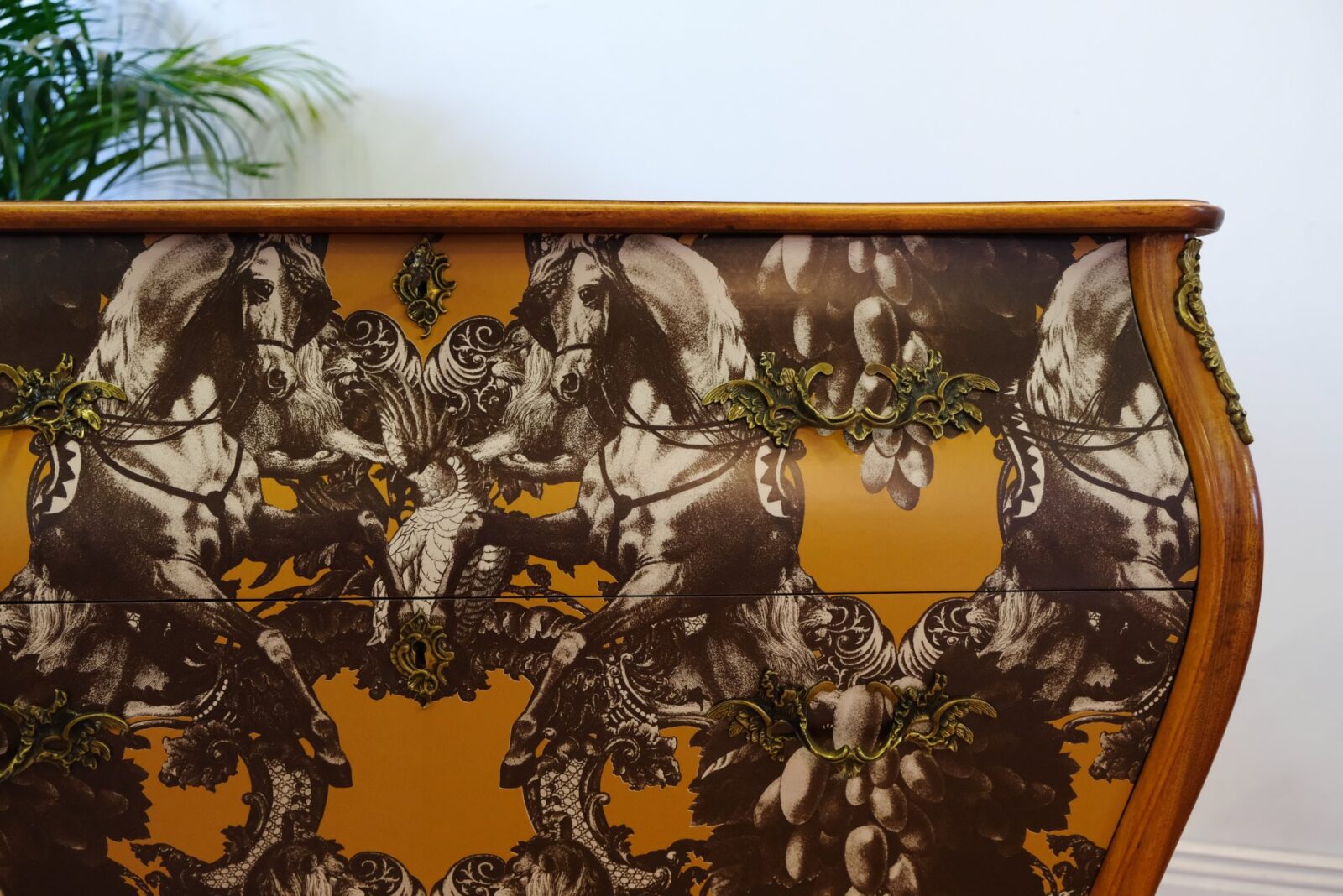 Såld - Rokoko - Likadan kan beställas