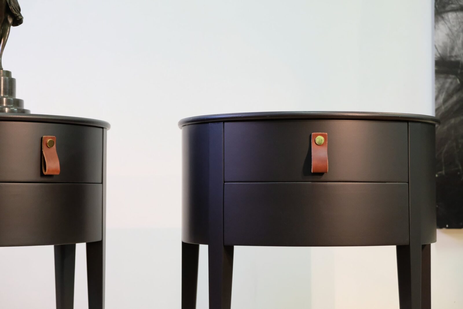 SÄNGBORD 1940- LIKNANDE KAN BESTÄLLAS