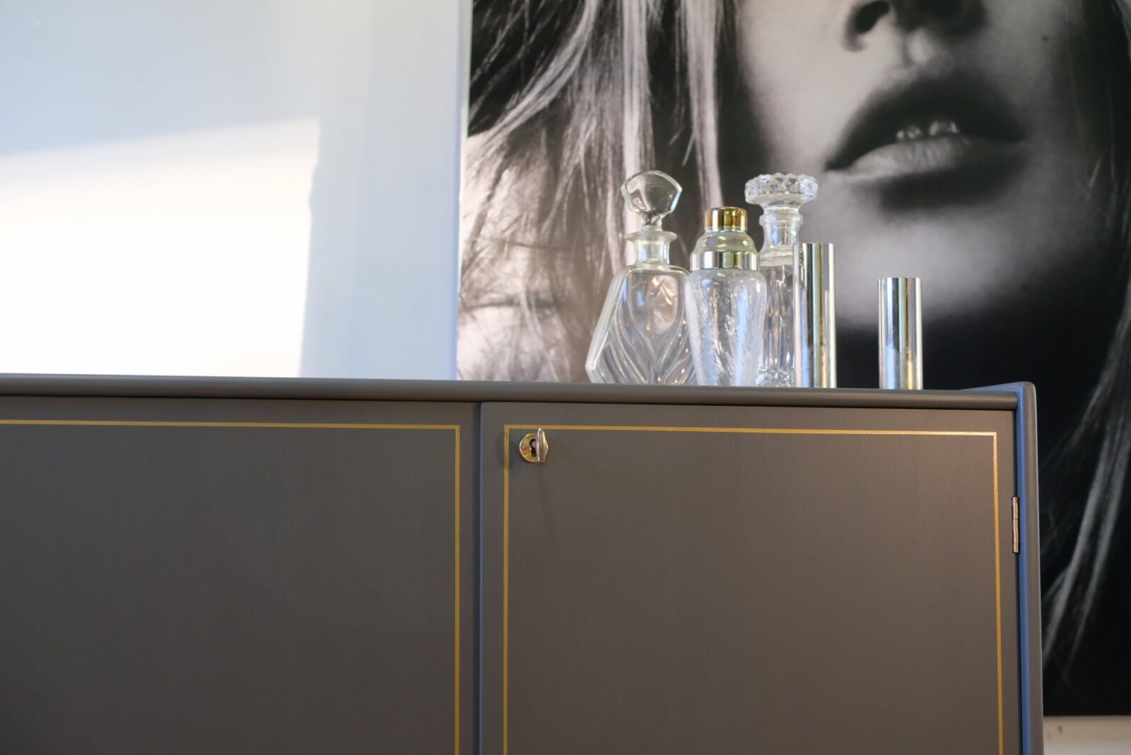 Sideboard - Liknande kan beställas