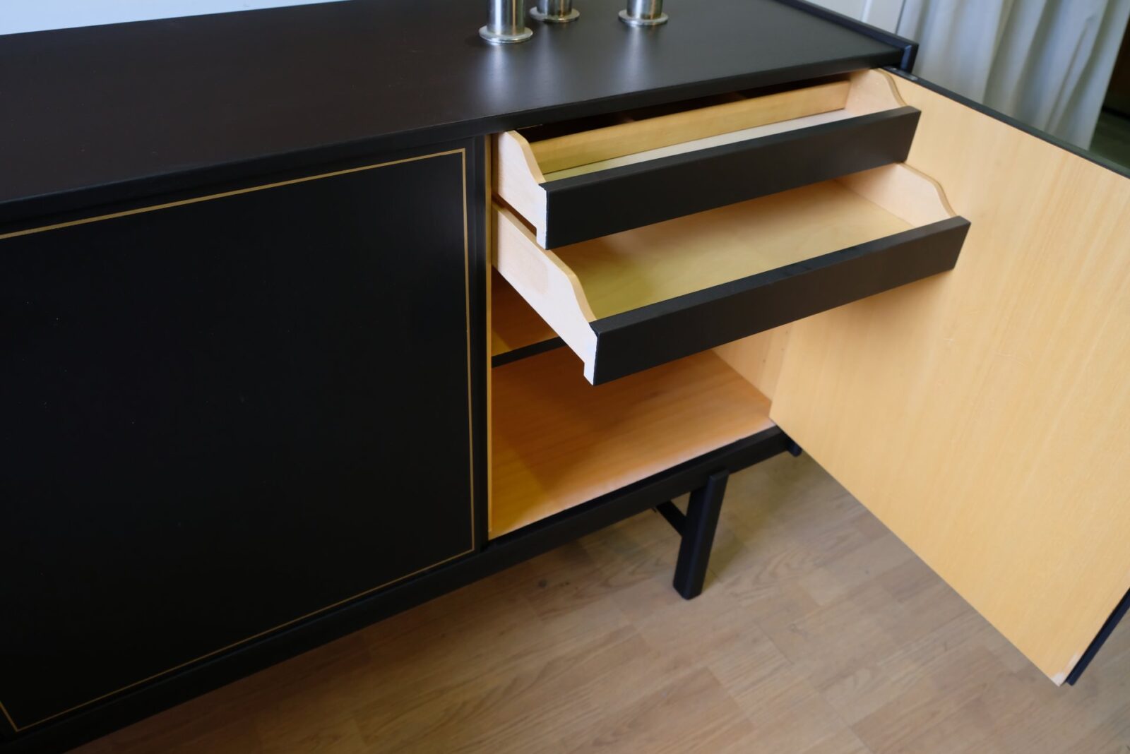 SIDEBOARD - CA 1960 - LIKNANDE KAN BESTÄLLAS