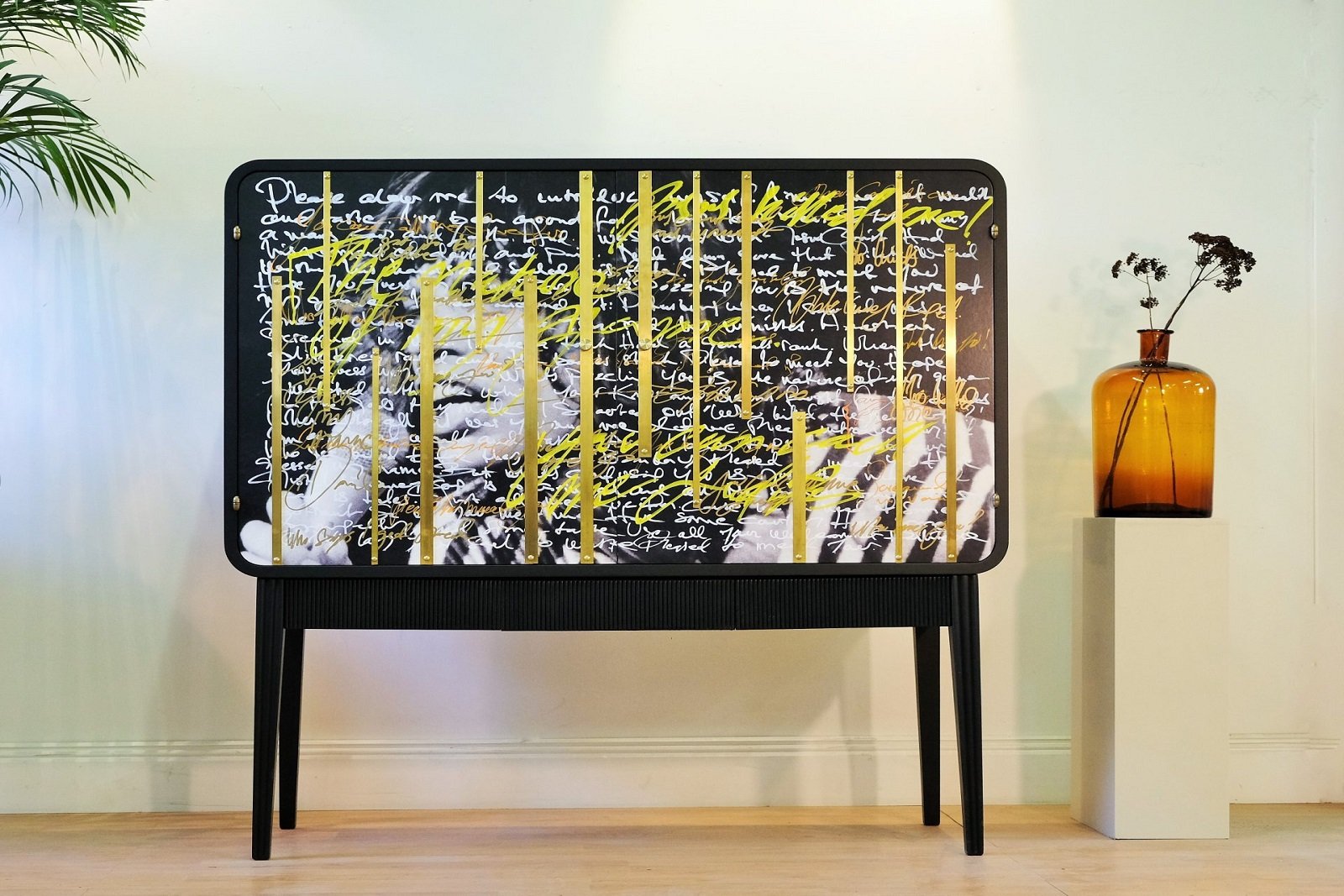 Skåp Swedish Grace ca 1930