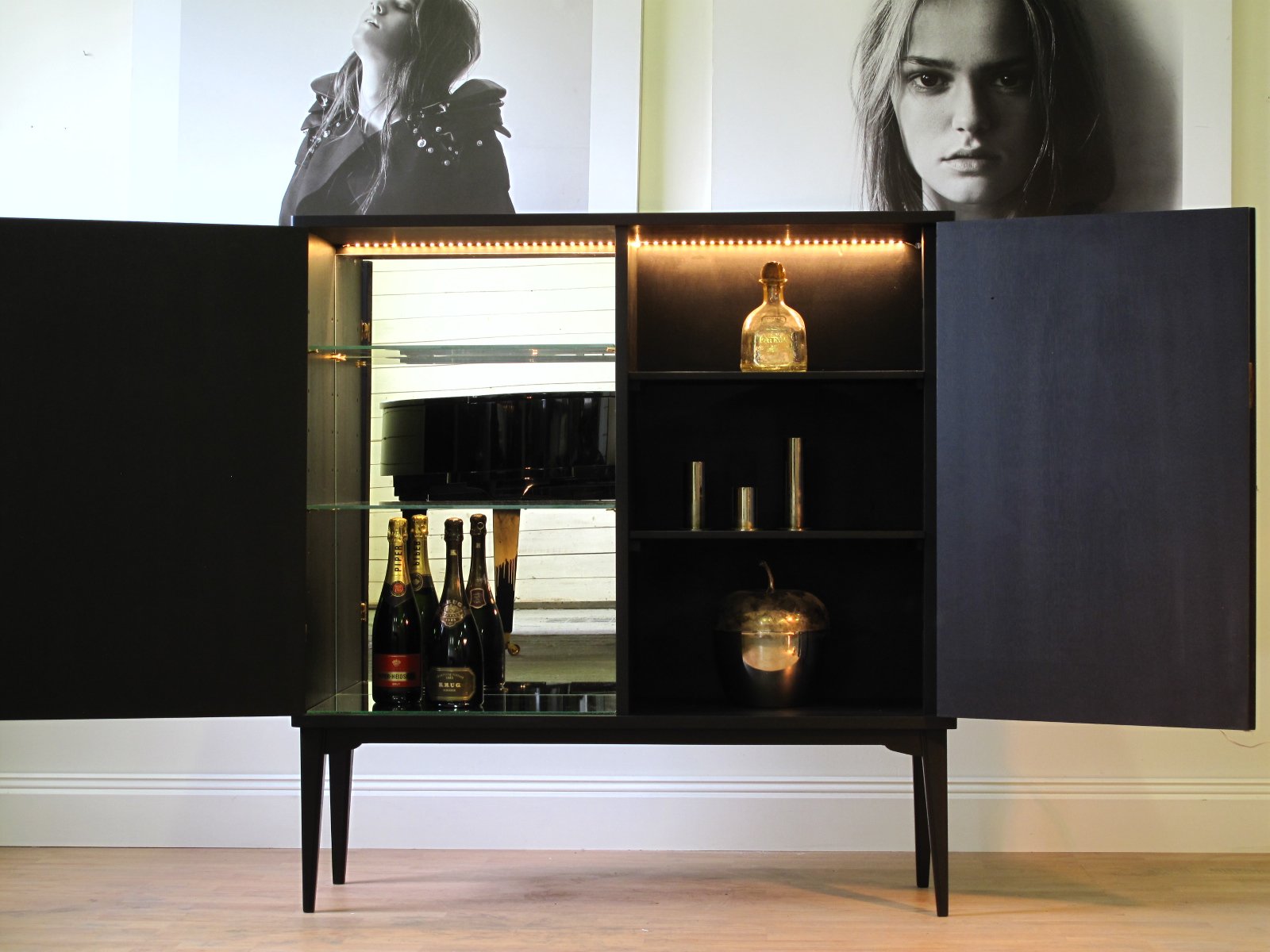 Barskåp antikt 1950 - Mint Condition - Sålt