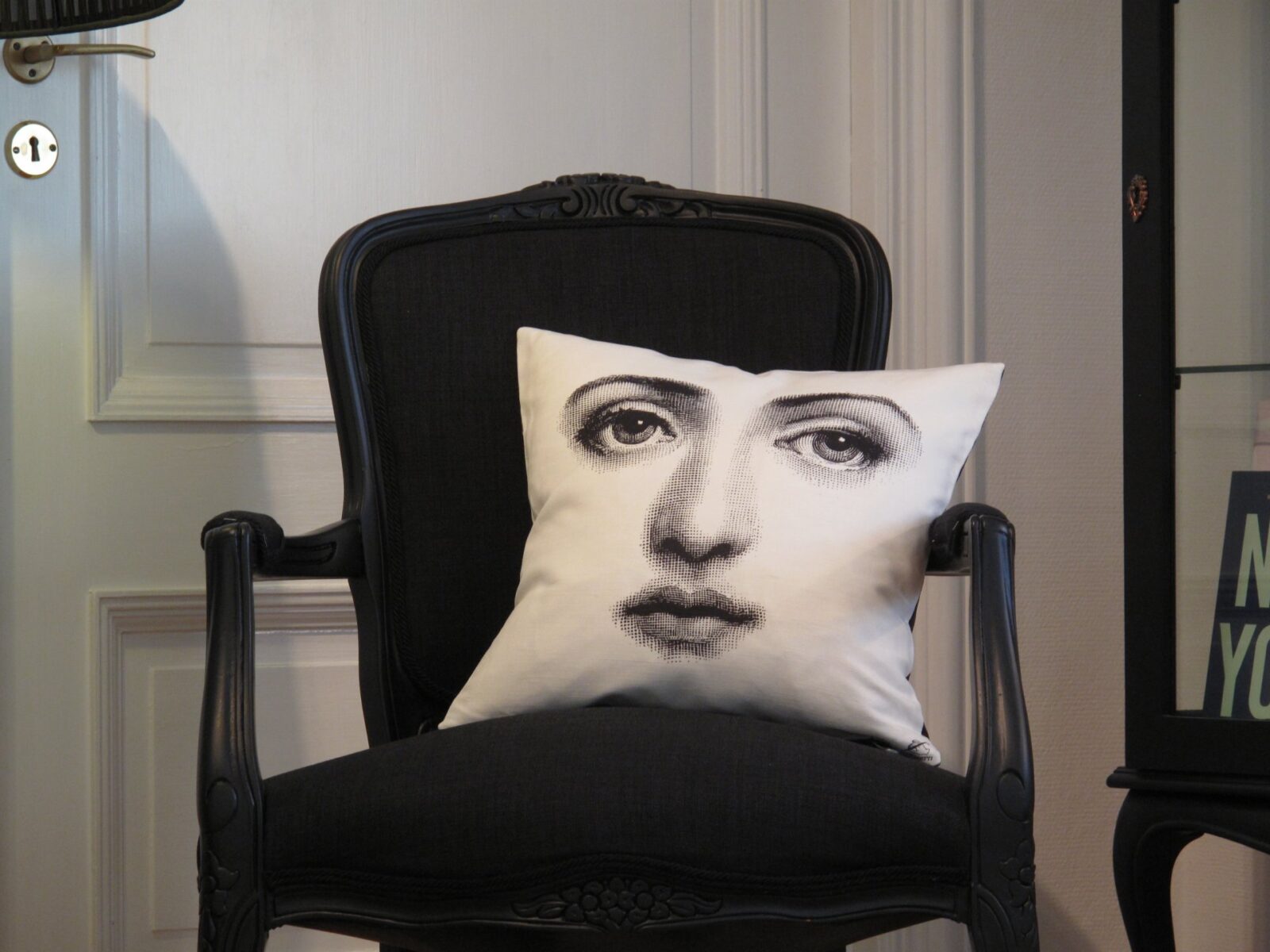 ANTIK ROKOKO SVART / SVART LINNE - LIKNANDE KAN BESTÄLLAS