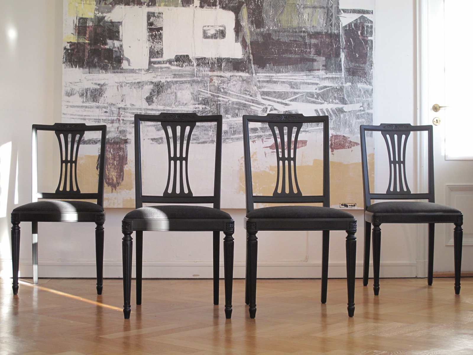 GUSTAVIANSKA STOLAR - LIKNANDE KAN BESTÄLLAS