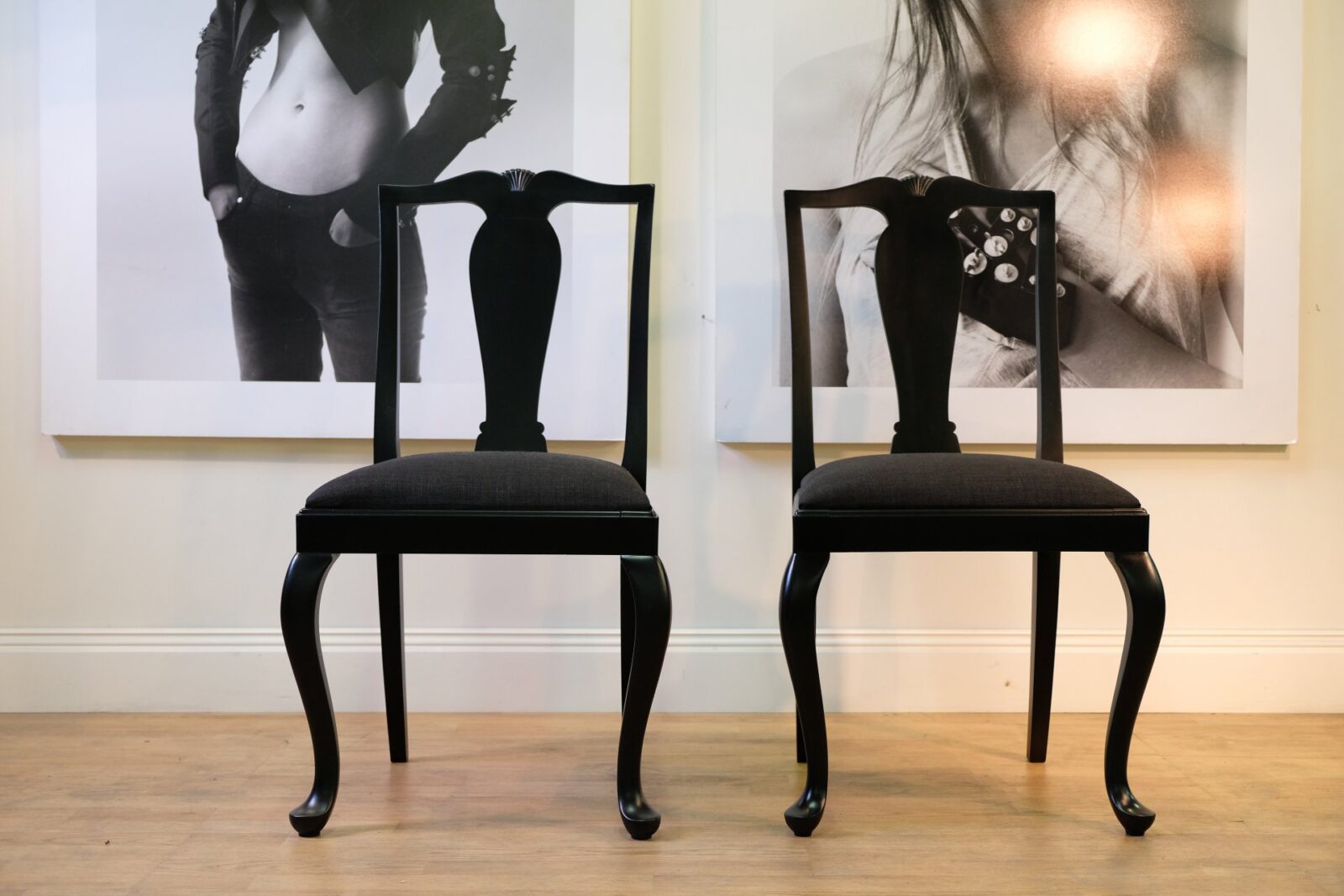 STOLAR - ANTIKA - NYRENOVERADE - LIKNANDE KAN BESTÄLLAS