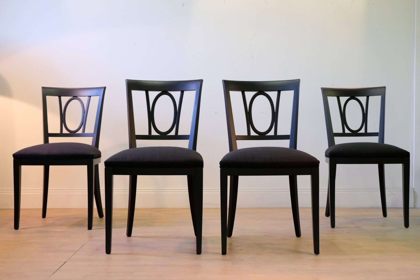 STOLAR - EMPIRESTIL - LIKNANDE KAN BESTÄLLAS