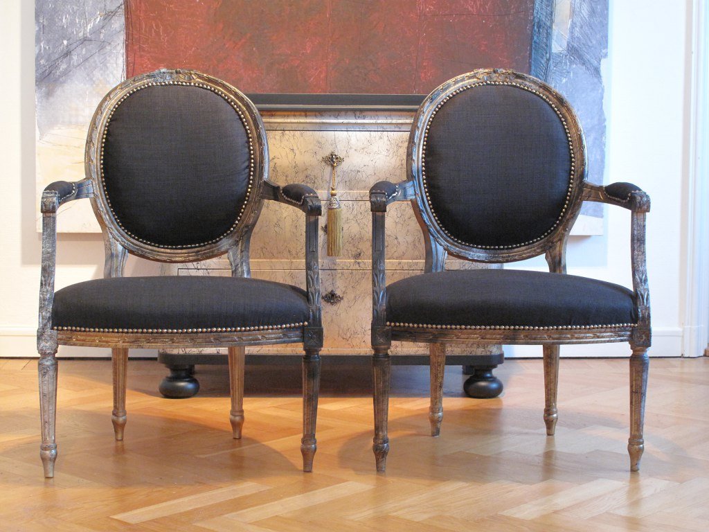 SÅLT - ANTIKA GUSTAVIANSKA KARMSTOLAR - LIKNANDE KAN BESTÄLLAS