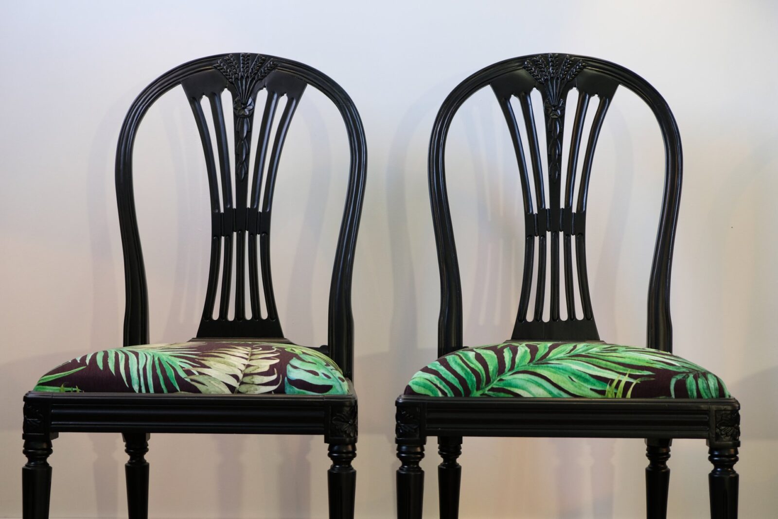 Gustavianska antika stolar - Likadana kan beställas