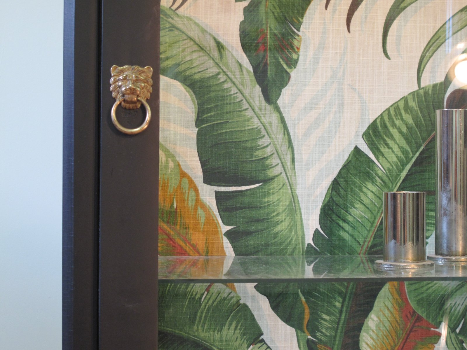 Vitrinskåp Rokoko antikt - Banana Palm Leaf - Sålt - Likadant kan beställas