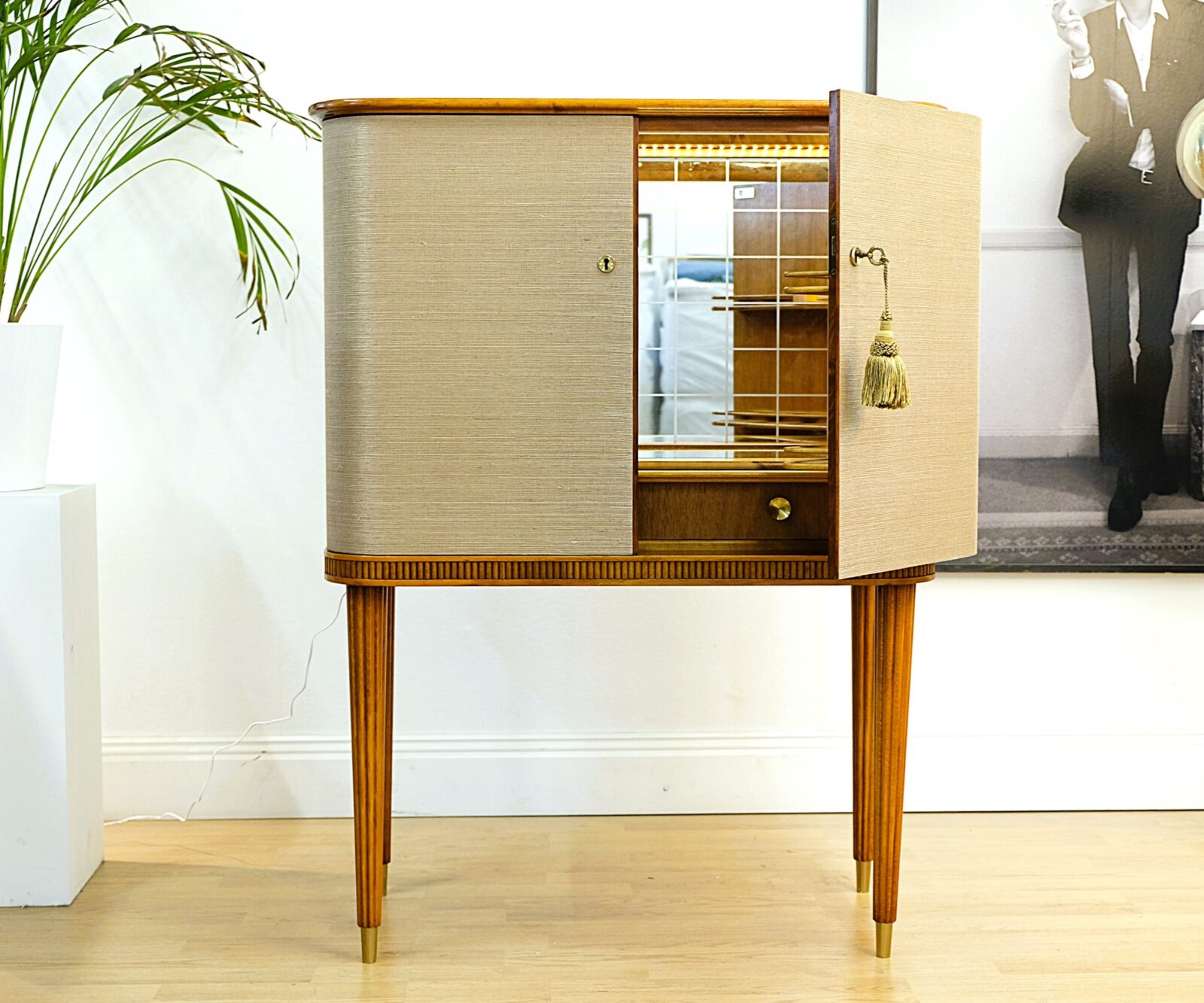_DSF0601 barskåp Swedish Modern 1940-tal