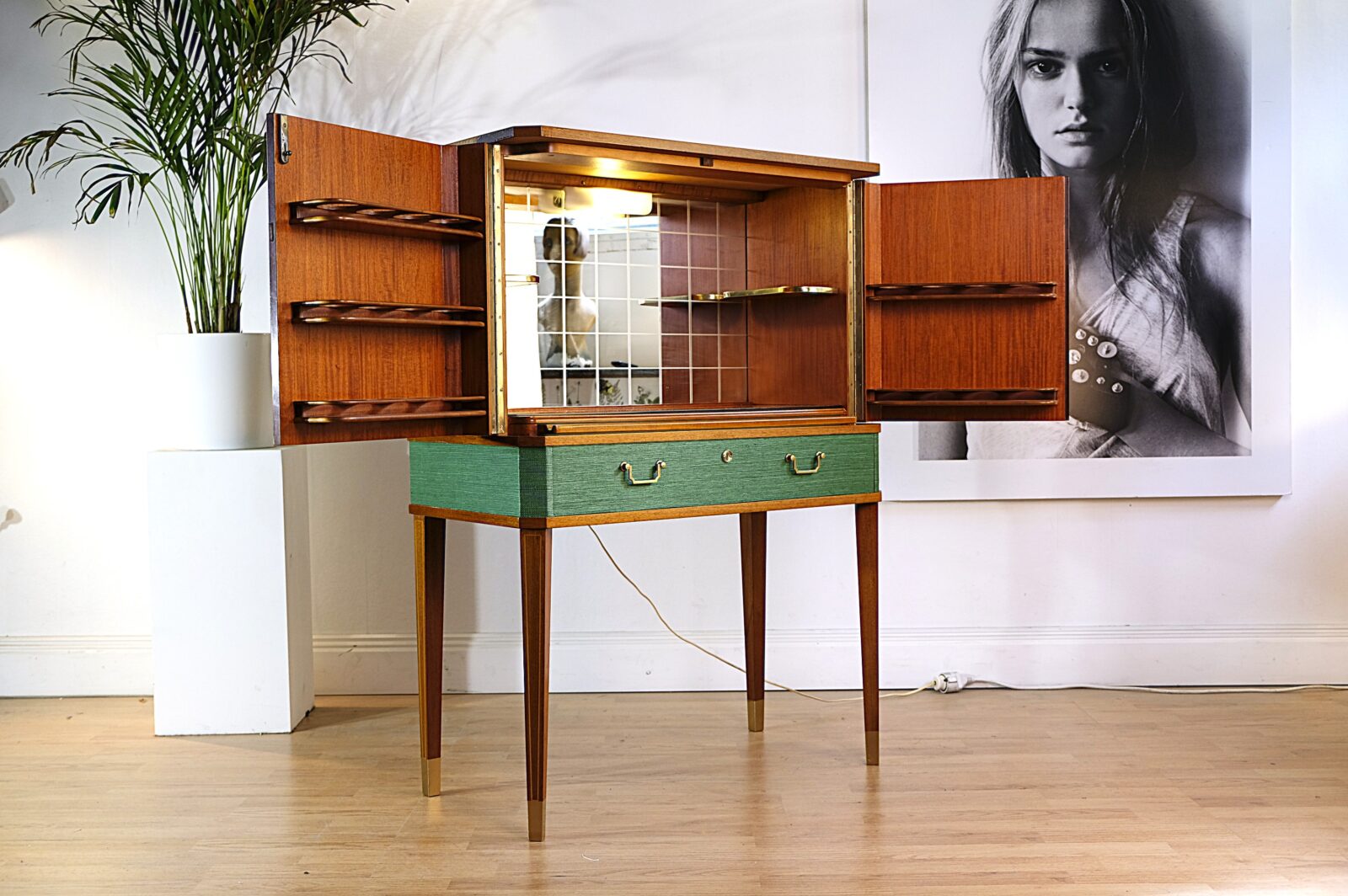 Barskåp Swedish Modern 1940-tal - Till salu