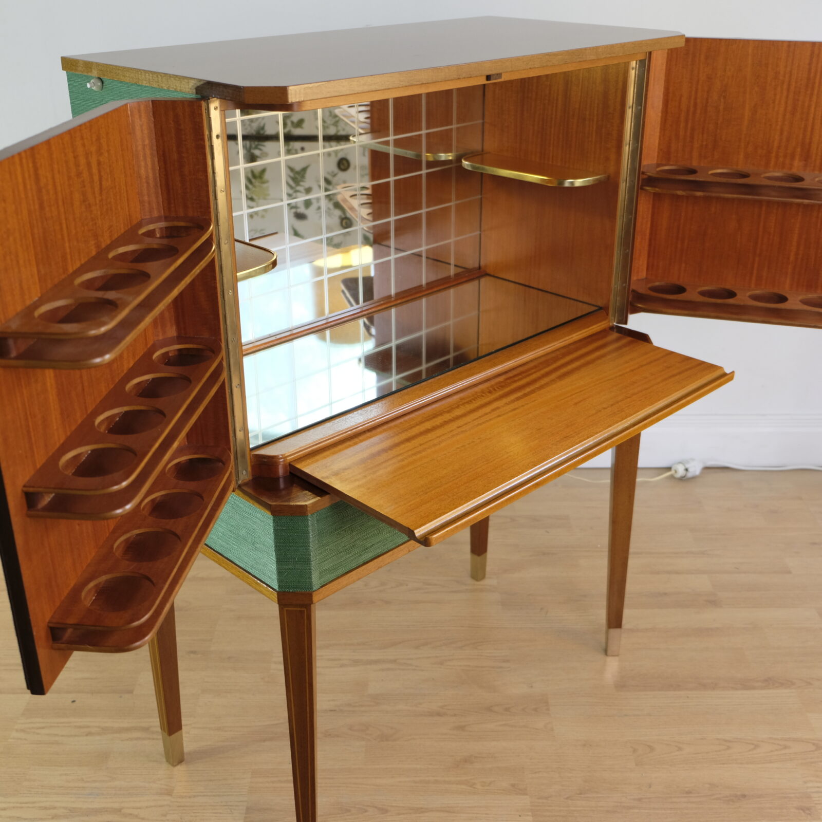 Barskåp Swedish Modern 1940-tal - Till salu
