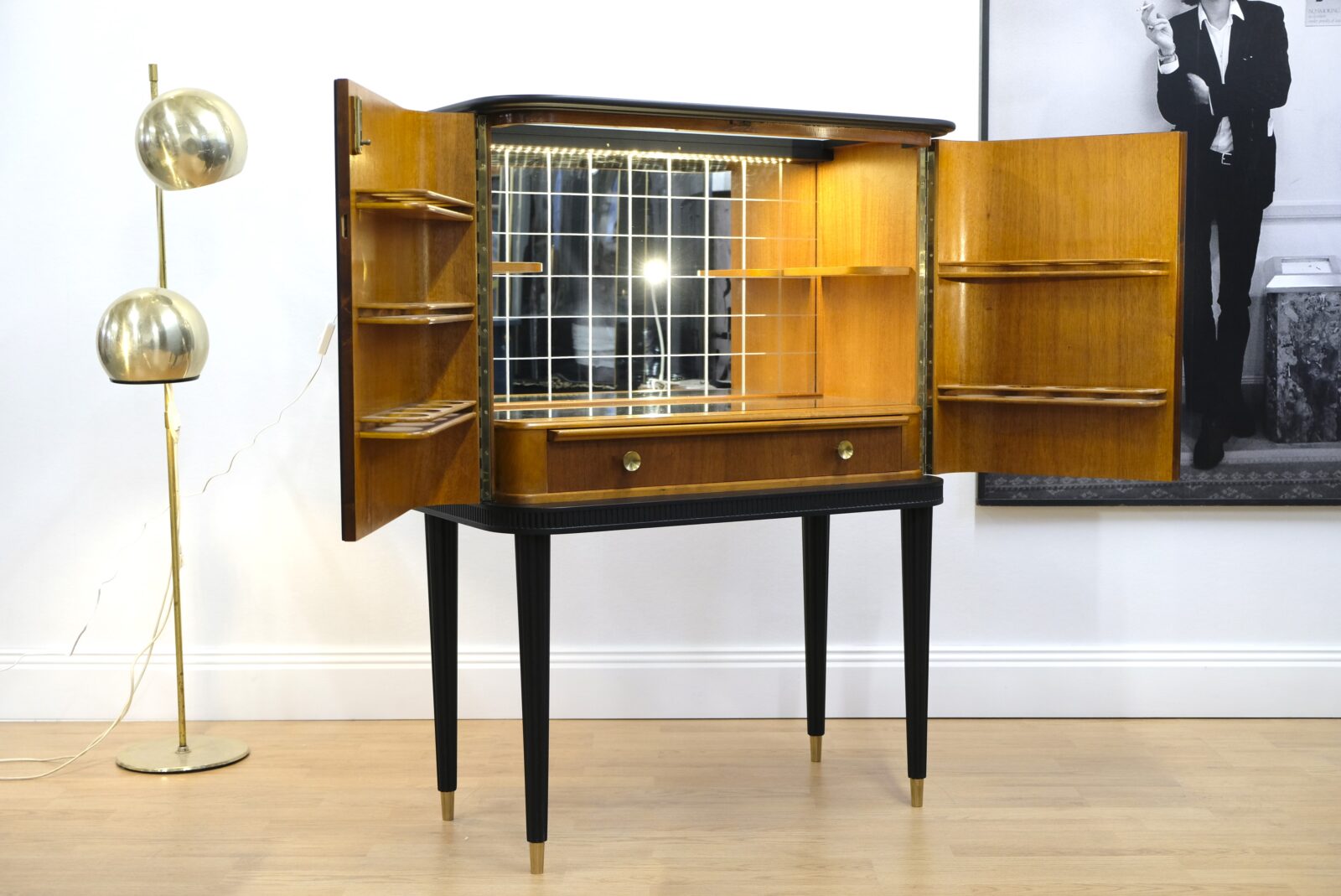 _DSF4527 Barskåp - Swedish Modern 1940-tal